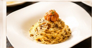 雲丹とトリュフの濃厚パスタ